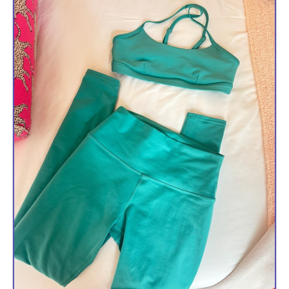 Alo Yoga Set